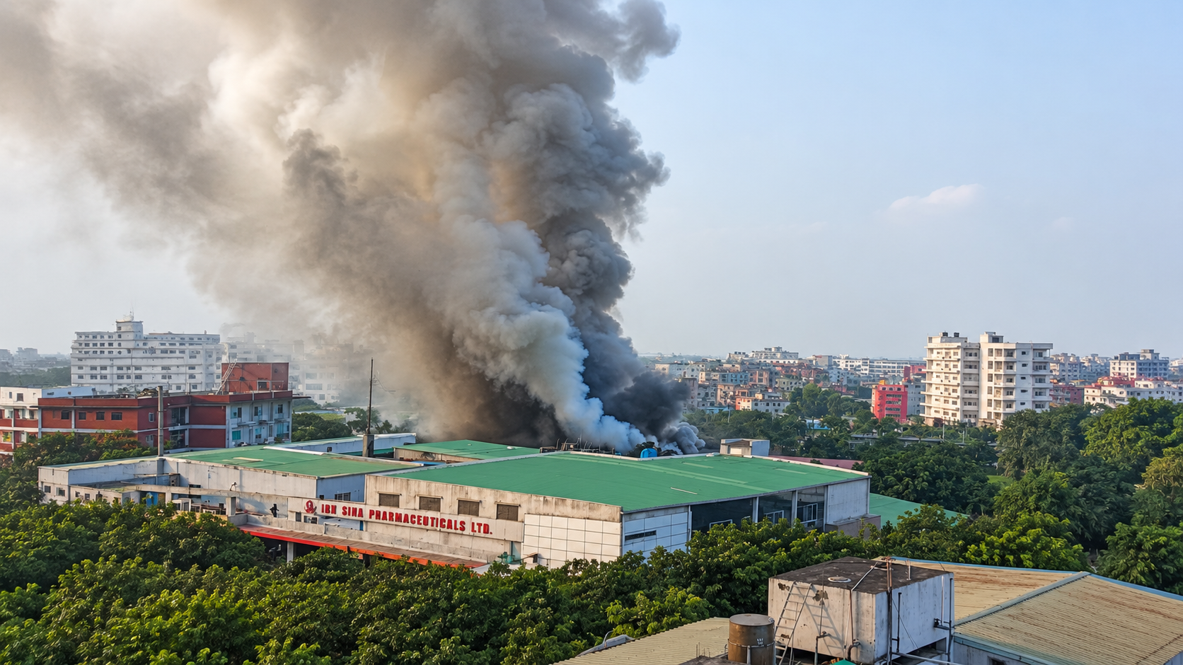কালিয়াকৈরে ইবনে সিনা ফার্মাসিউটিক্যালসের কারখানায় আগুন, নিয়ন্ত্রণে ফায়ার সার্ভিসের ৩ ইউনিট